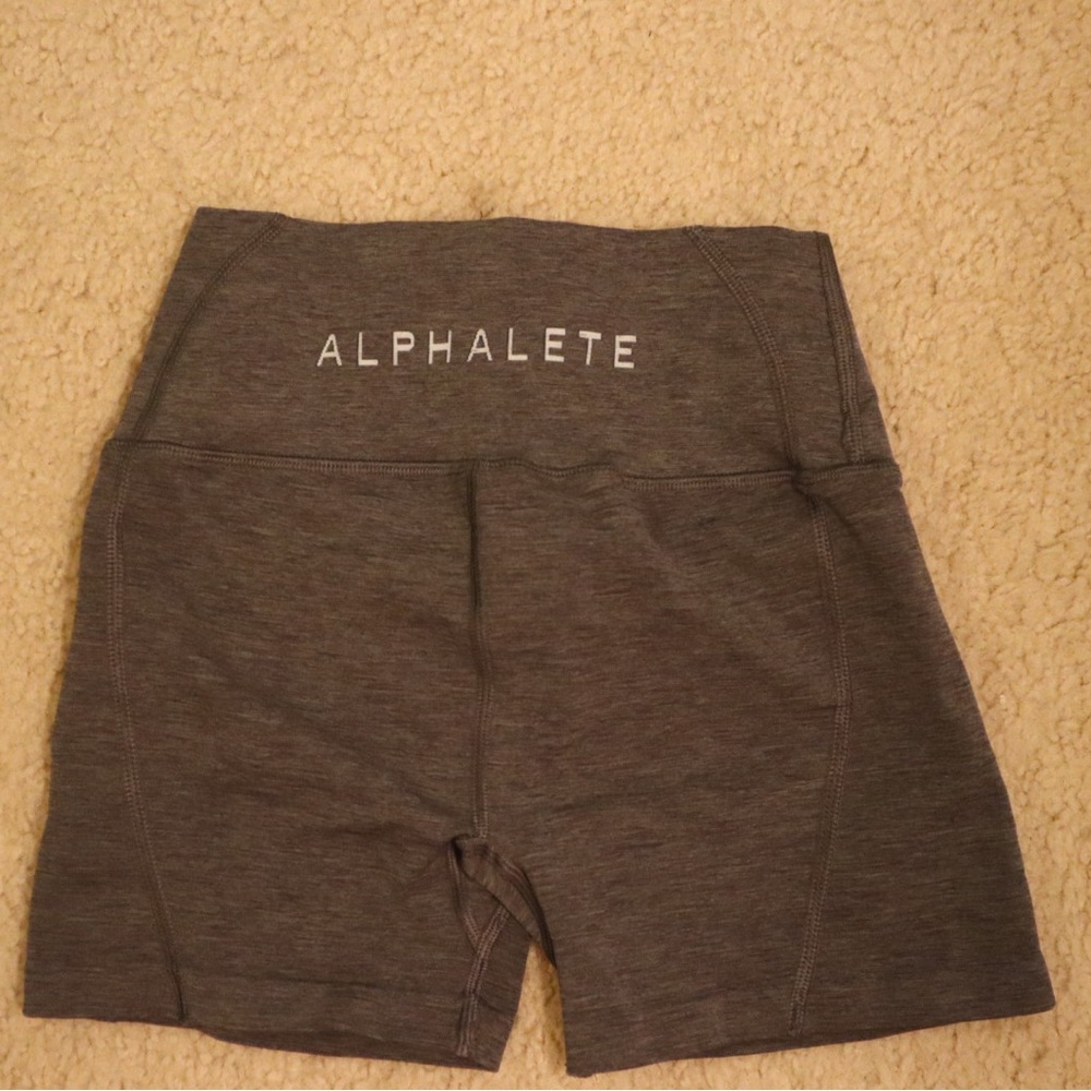 ALPHALETE Seamless Biker Short 5”